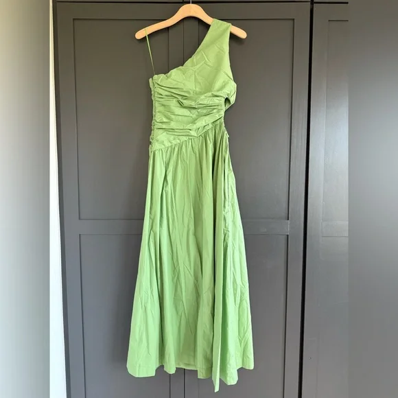 NWT • Abercrombie & Fitch One-Shoulder Cutout Maxi Green Dress • Large - Picture 8 of 10